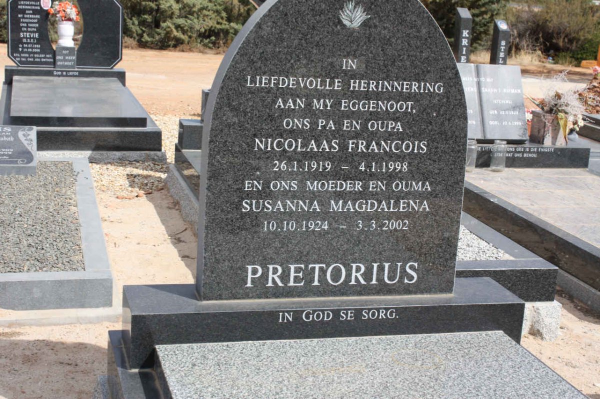 PRETORIUS Nicolaas Francois 1919-1998 &amp; Susanna Magdalena 1924-2002