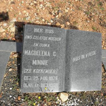 MINNIE Magdalena C. nee KOEKEMOER 1876-1968