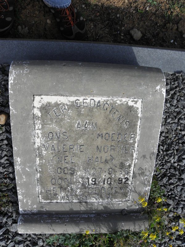 NORTIER Valerie nee HALL 1935-1992