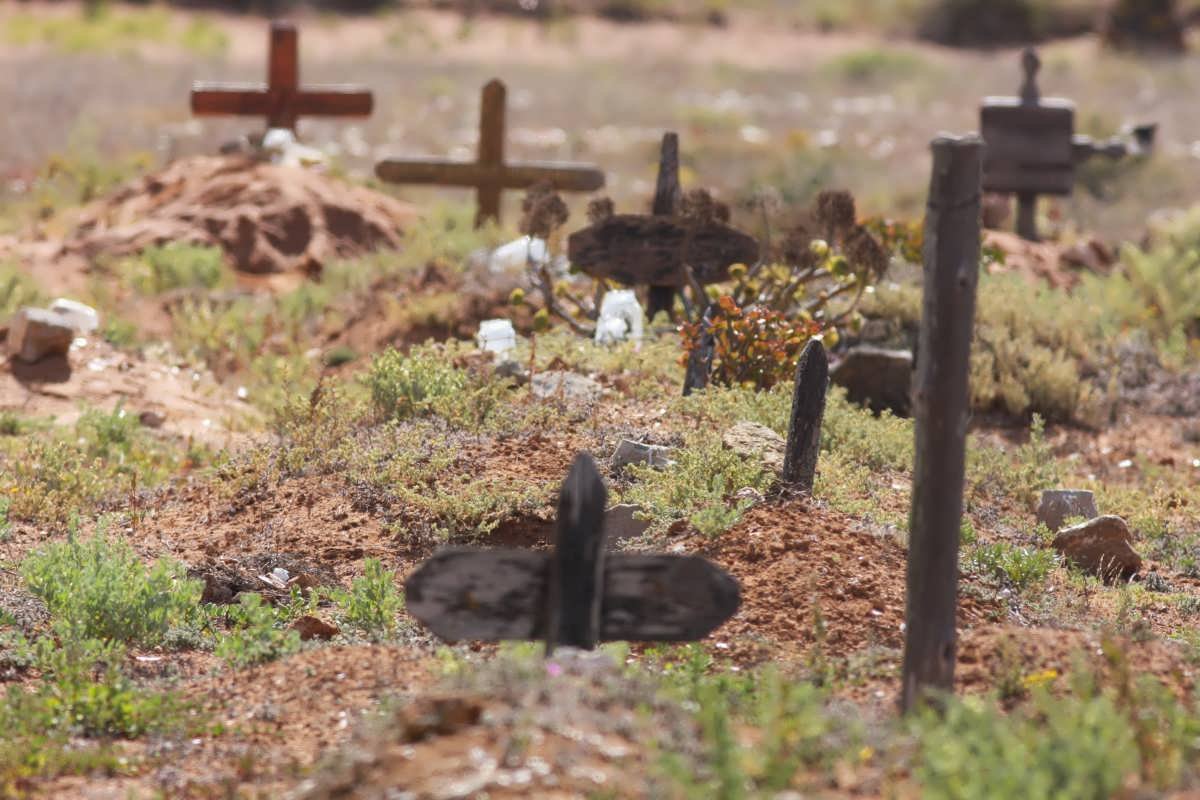 1. Overview of Doningbaai Cemetery