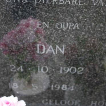 DYK Dan, van 1902-1984 &amp; Bettie OTTO 1910-1974