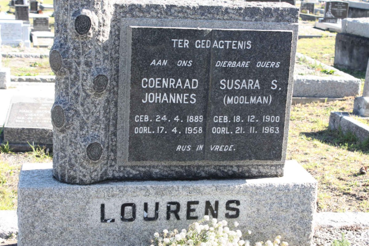 LOURENS Coenraad Johannes 1889-1958 &amp; Susara S. MOOLMAN 1900-1963