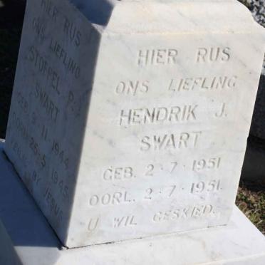 SWART Stoffel P. 1944-1945 :: SWART Hendrik J. 1951-1951