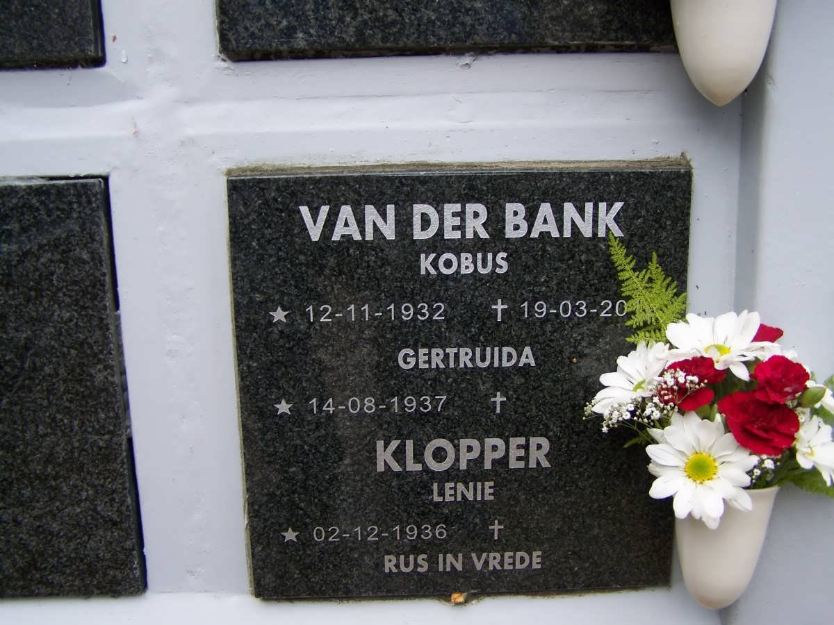 BANK Kobus, van der 1932-20?? &amp; Gertruida 1937- :: KLOPPER Lenie 1936-