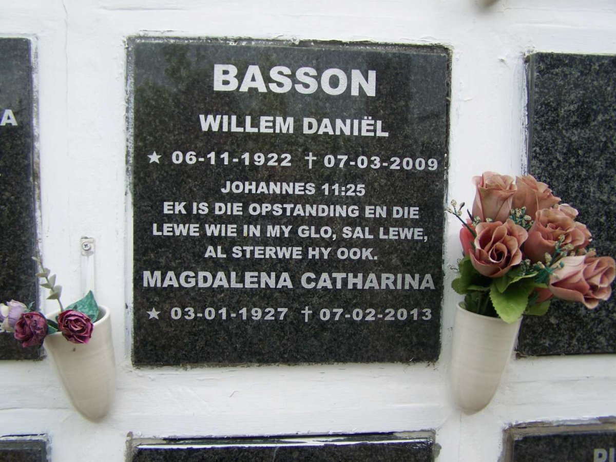 BASSON Willem Daniel 1922-2009 &amp; Magdalena Catharina 1927-2013