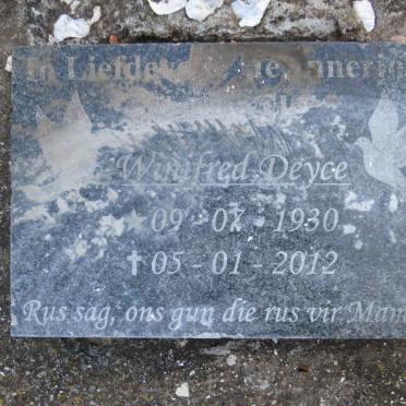 DEYCE Winifred 1930-2012