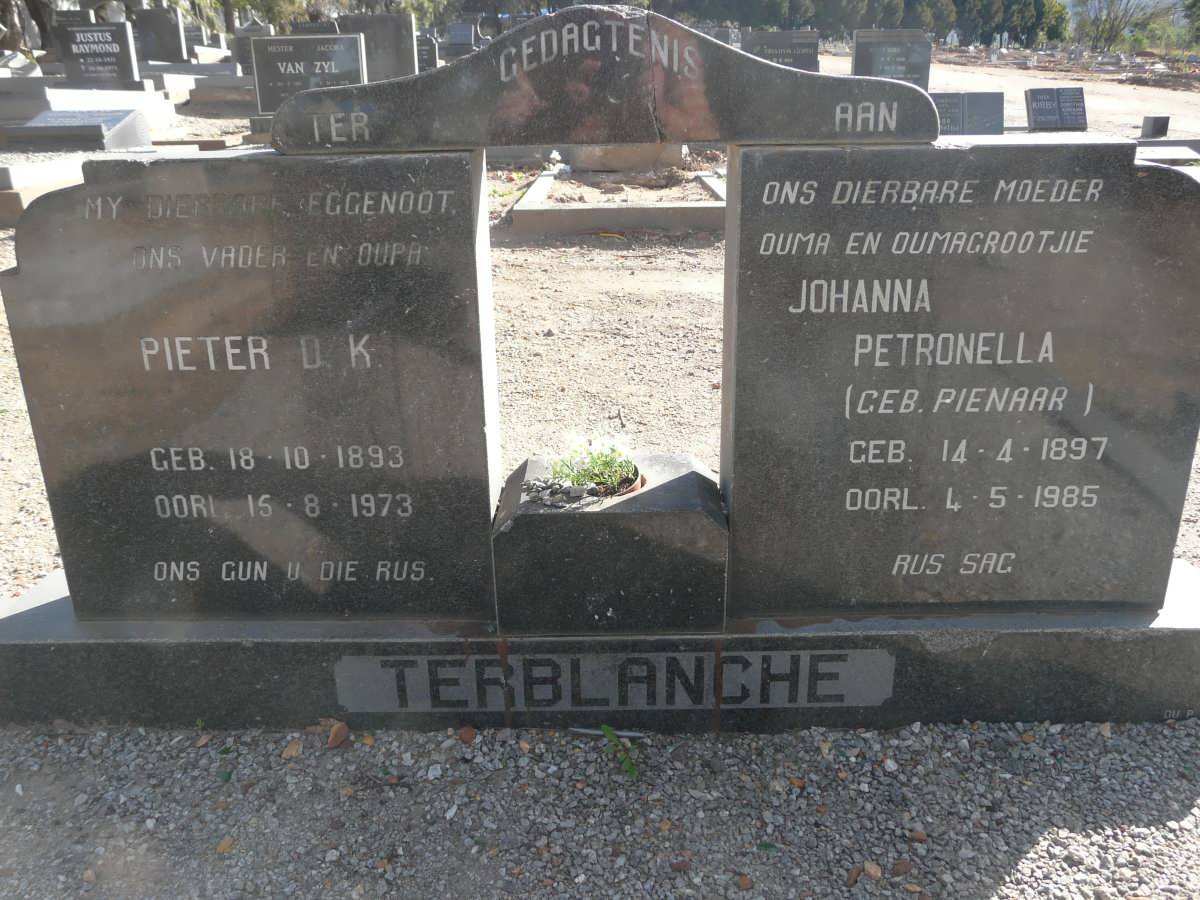 TERBLANCHE Pieter D.K. 1893-1975 &amp; Johanna Petronella PIENAAR 1897-1985