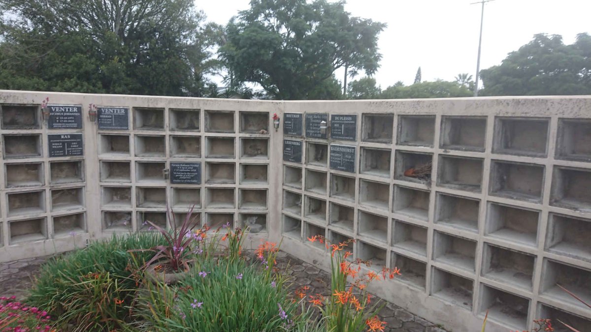 2. Gedenkmuur