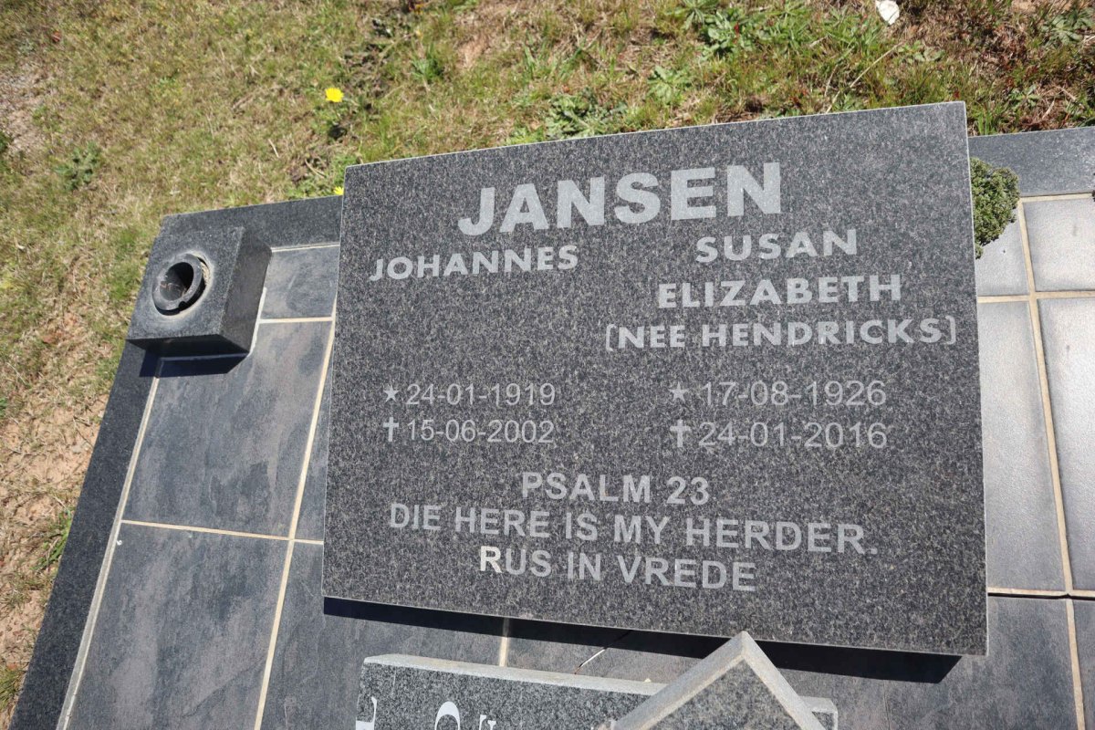 JANSEN Johannes 1919-2002 & Susan Elizabeth HENDRICKS 1926-2016