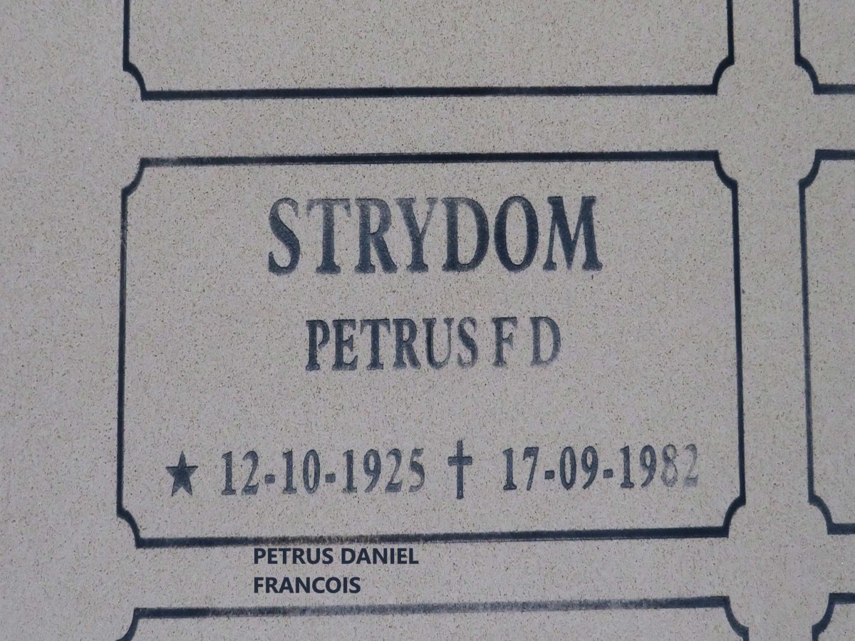 STRYDOM Petrus Daniel Francois 1925-1982