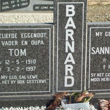 BARNARD Tom 1910-1997 &amp; Sannie Christina 1918-2003