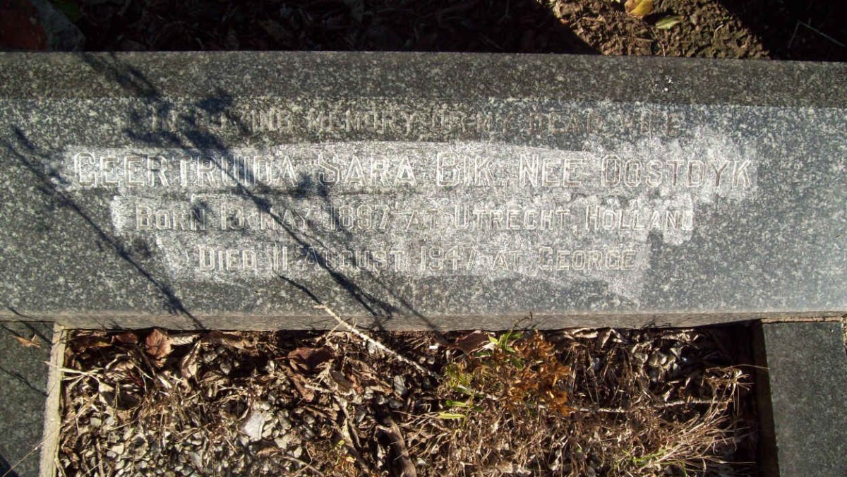 BIK Gertruida Sara nee OOSTDYK 1897-1947