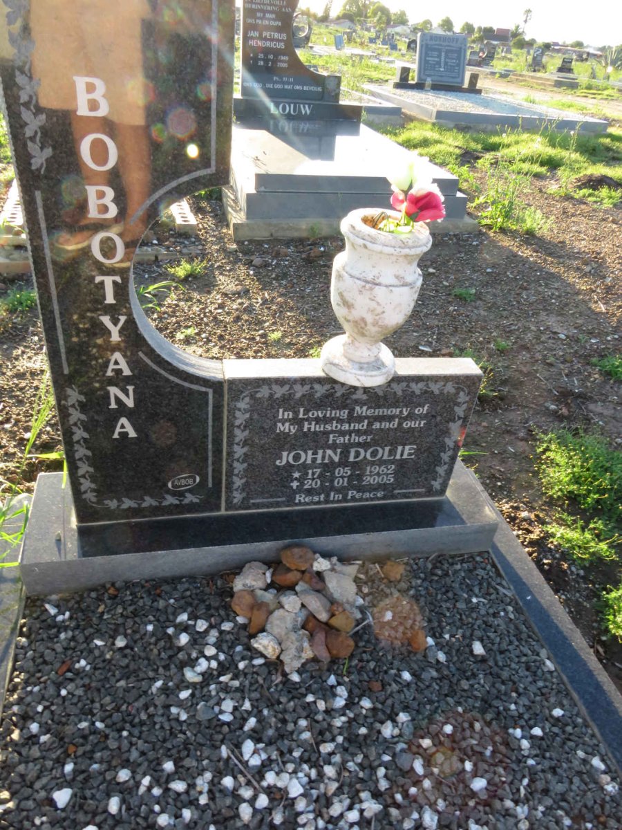 BOBOTYANA John Dolie 1962-2005