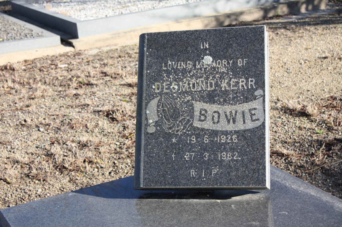 BOWIE Desmond Kerr 1926-1982