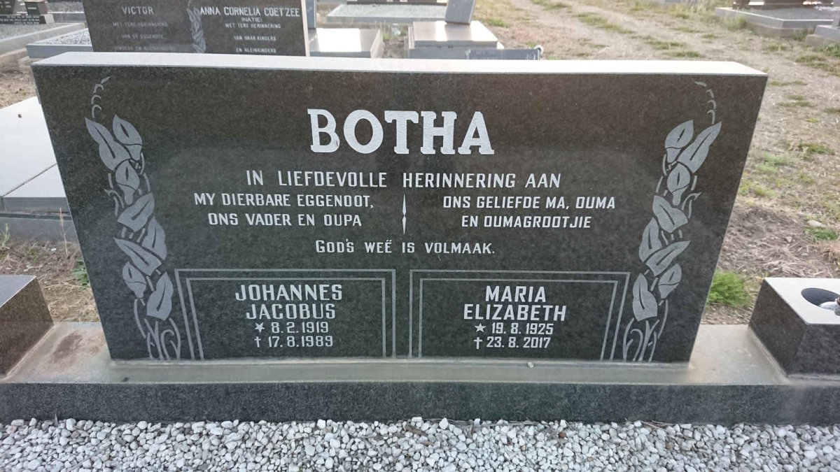 BOTHA Johannes Jacobus 1919-1989 & Maria Elizabeth 1925-2017