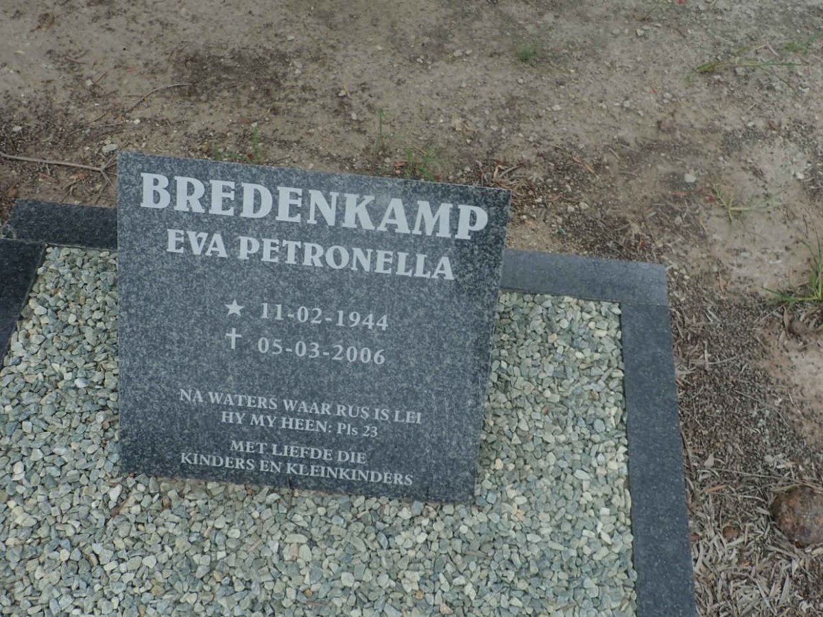 BREDENKAMP Eva Petronella 1944-2006