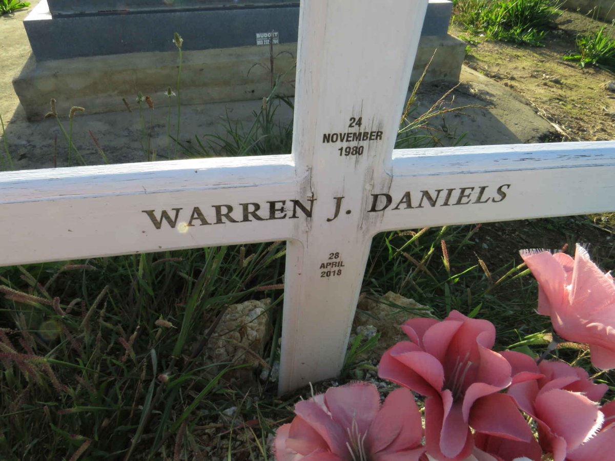 DANIELS Warren J. 1980-2018