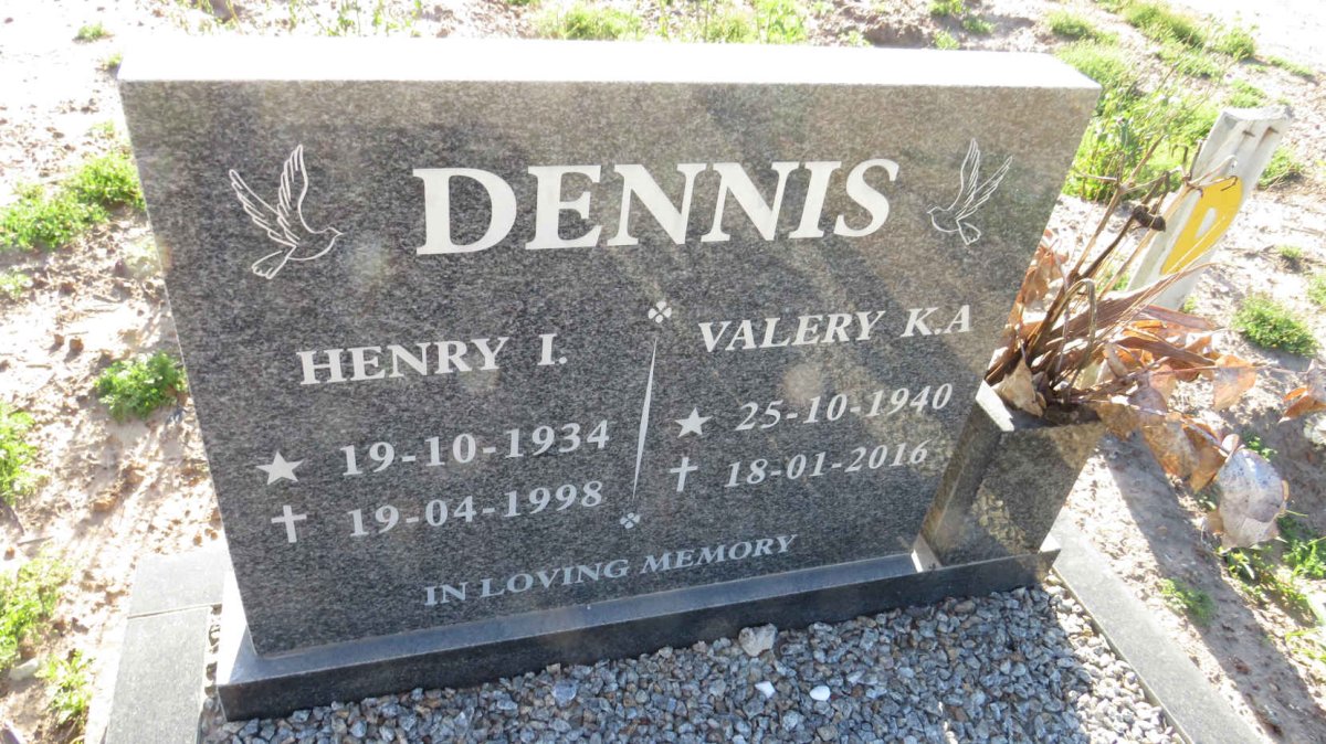 DENNIS Henry I. 1934-1998 & Valery K.A. 1940-2016