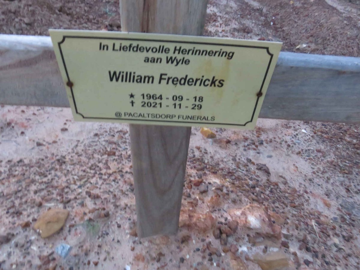 FREDERICKS William 1964-2021