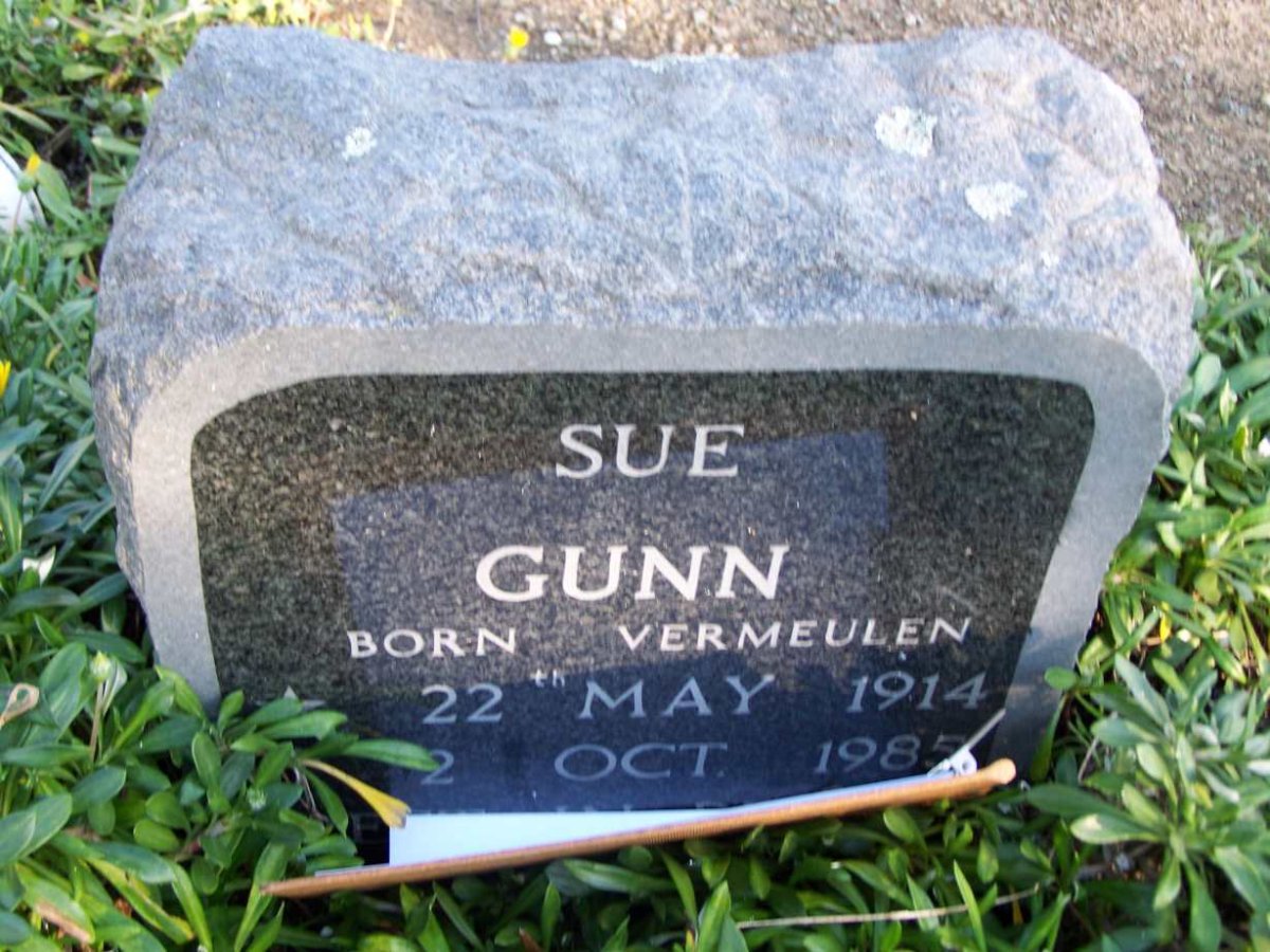GUNN Sue 1914-1985