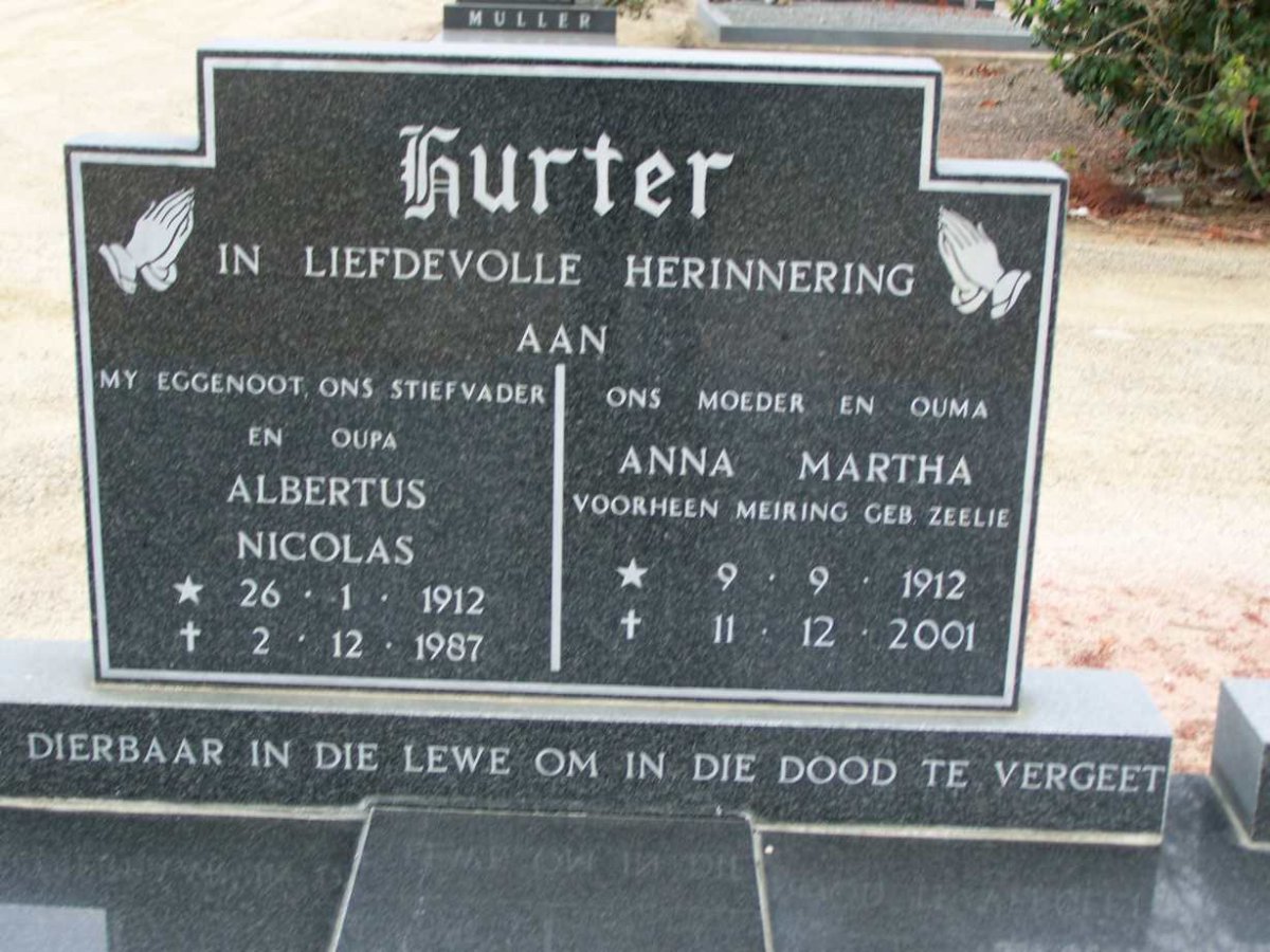 HURTER Albertus Nicolas 1912-1987 &amp; Anna Martha MEIRING 1912-2001