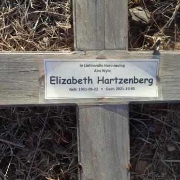 HARTZENBERG Elizabeth 1951-2021