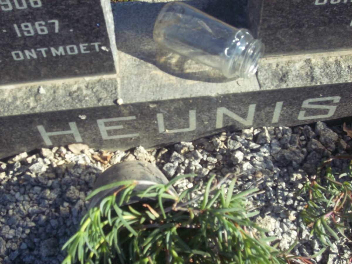 HEUNIS Frans Sebastiaan 1906-1967 &amp; Hester M.J. 1911-1985