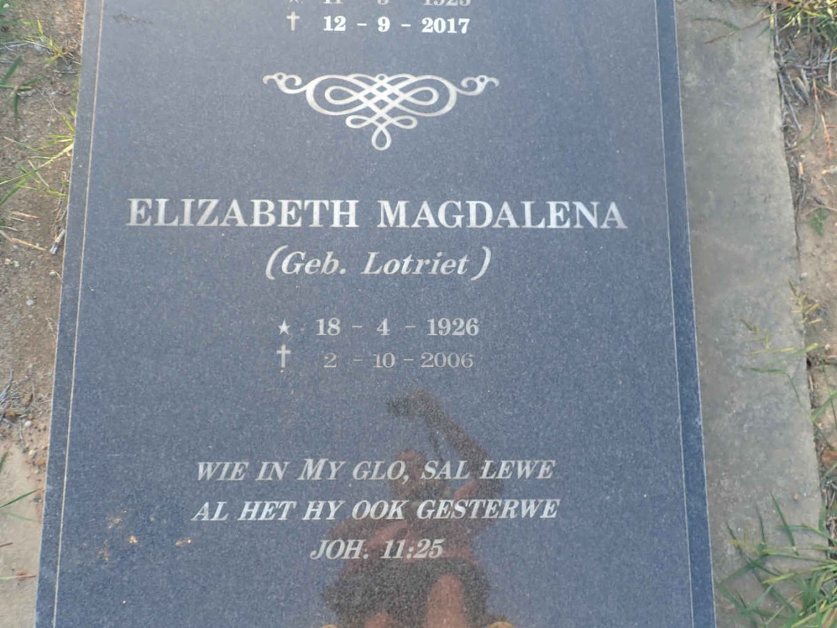 JAARSVELD Elizabeth Magdalena. van nee LOTRIET 1926-2006
