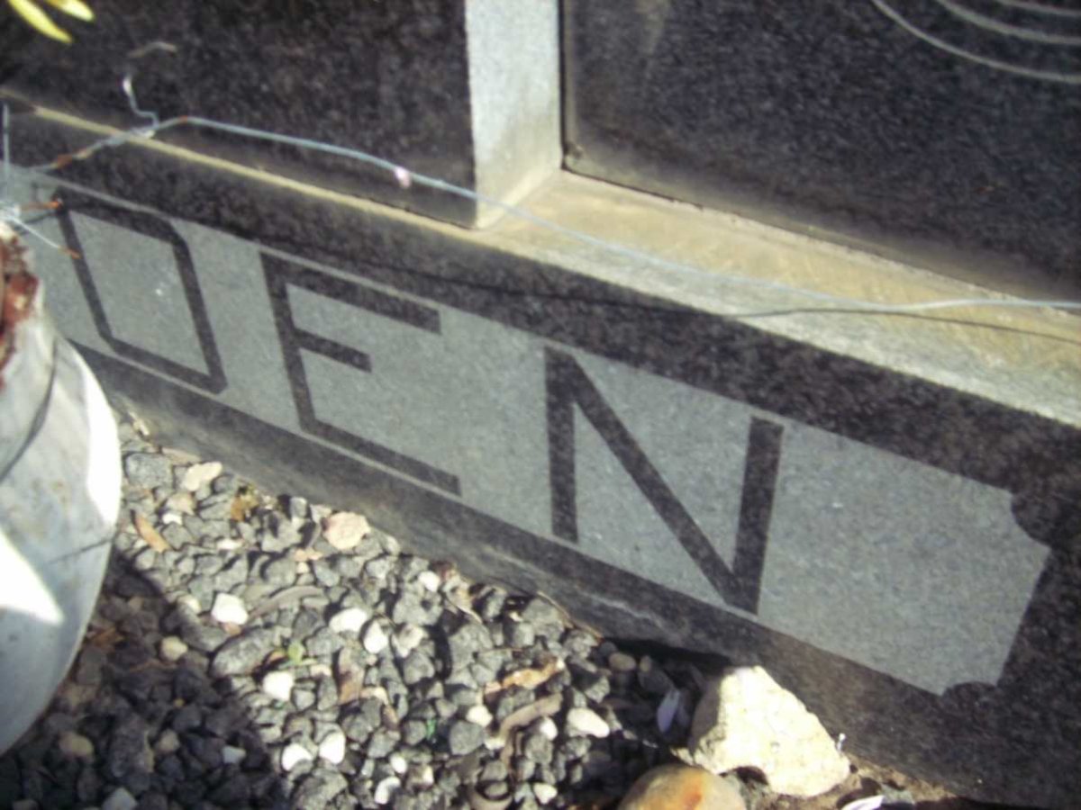 KOEN Barend Jacobus 1902-1967 &amp; Hester Catharina Elizabeth VAN ROOYEN 1911-1985