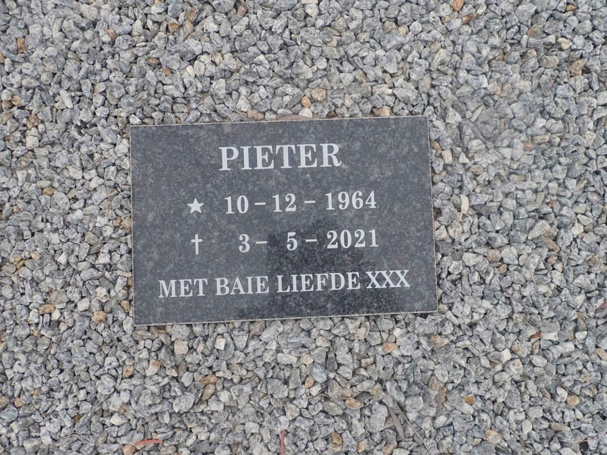 LANGENHOVEN Pieter 1964-2021