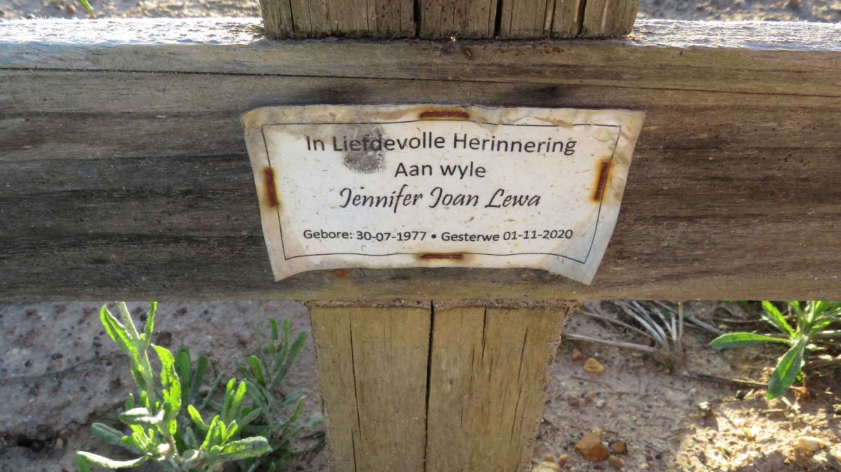 LEWA Jennifer Joan 1977-2020