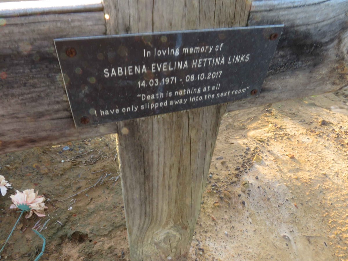 LINKS Sabiena Evelina Hettina 1971-2017