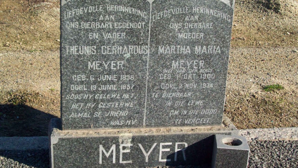 MEYER Theunis Gerhardus 1896-1957 &amp; Martha Maria VAN DEN BERG 1900-1974