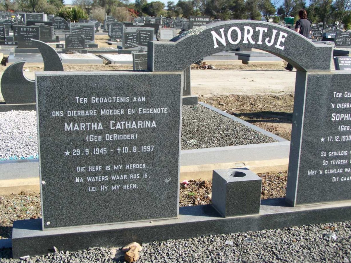 NORTJE Sophia Maria nee FOURIE 1930-1977 :: NORTJE Martha Catharina nee DE RIDDER 1945-1997
