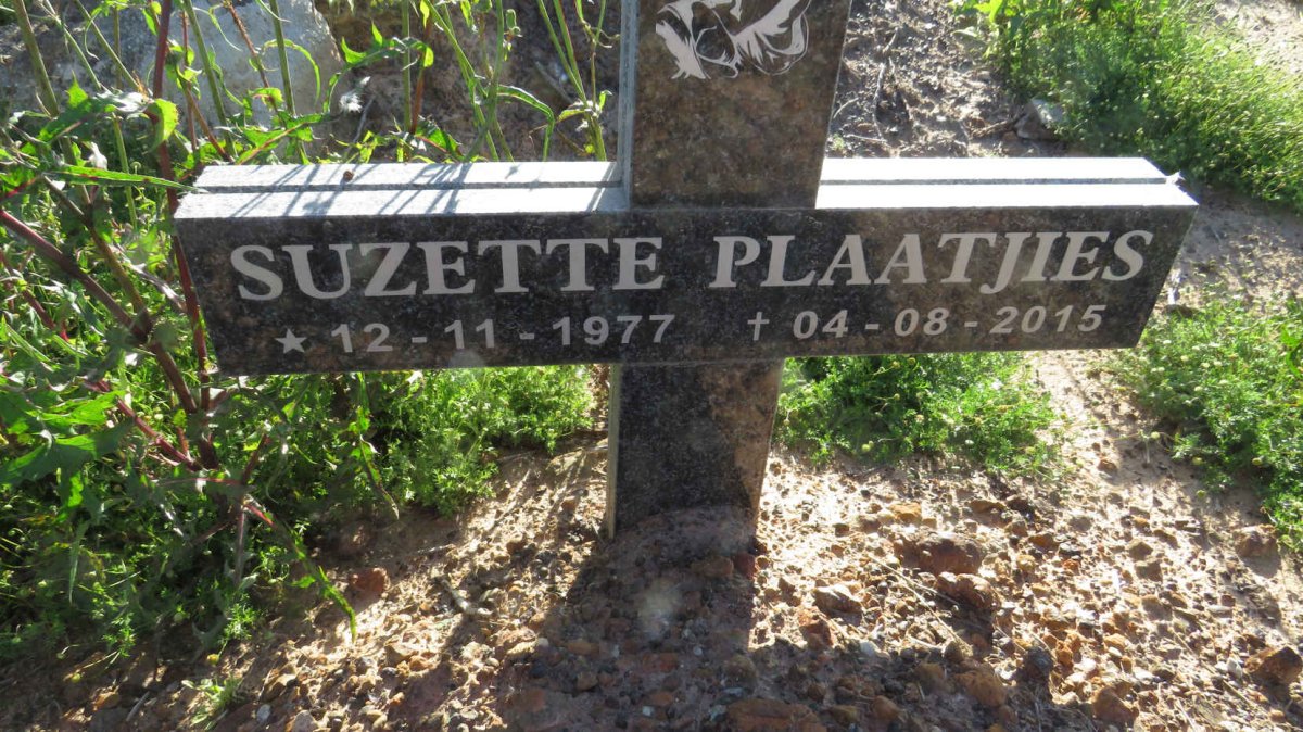 PLAATJIES Suzette 1977-2015