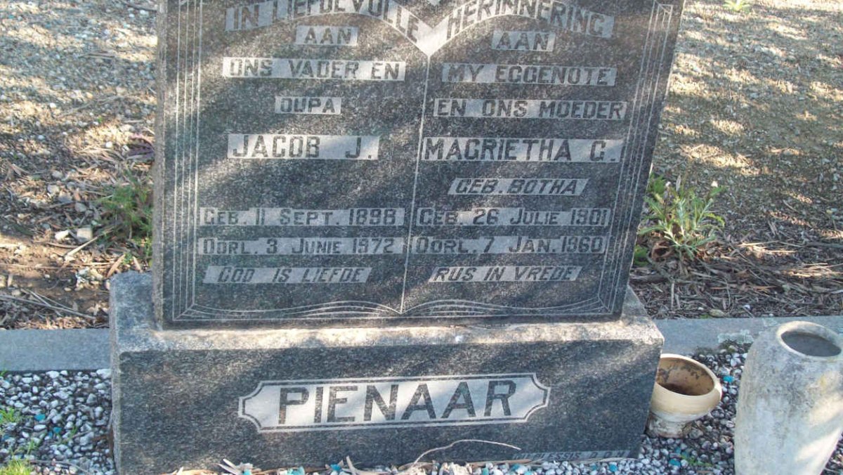 PIENAAR Jacob J. 1898-1972 &amp; Magrietha G. BOTHA 1901-1960