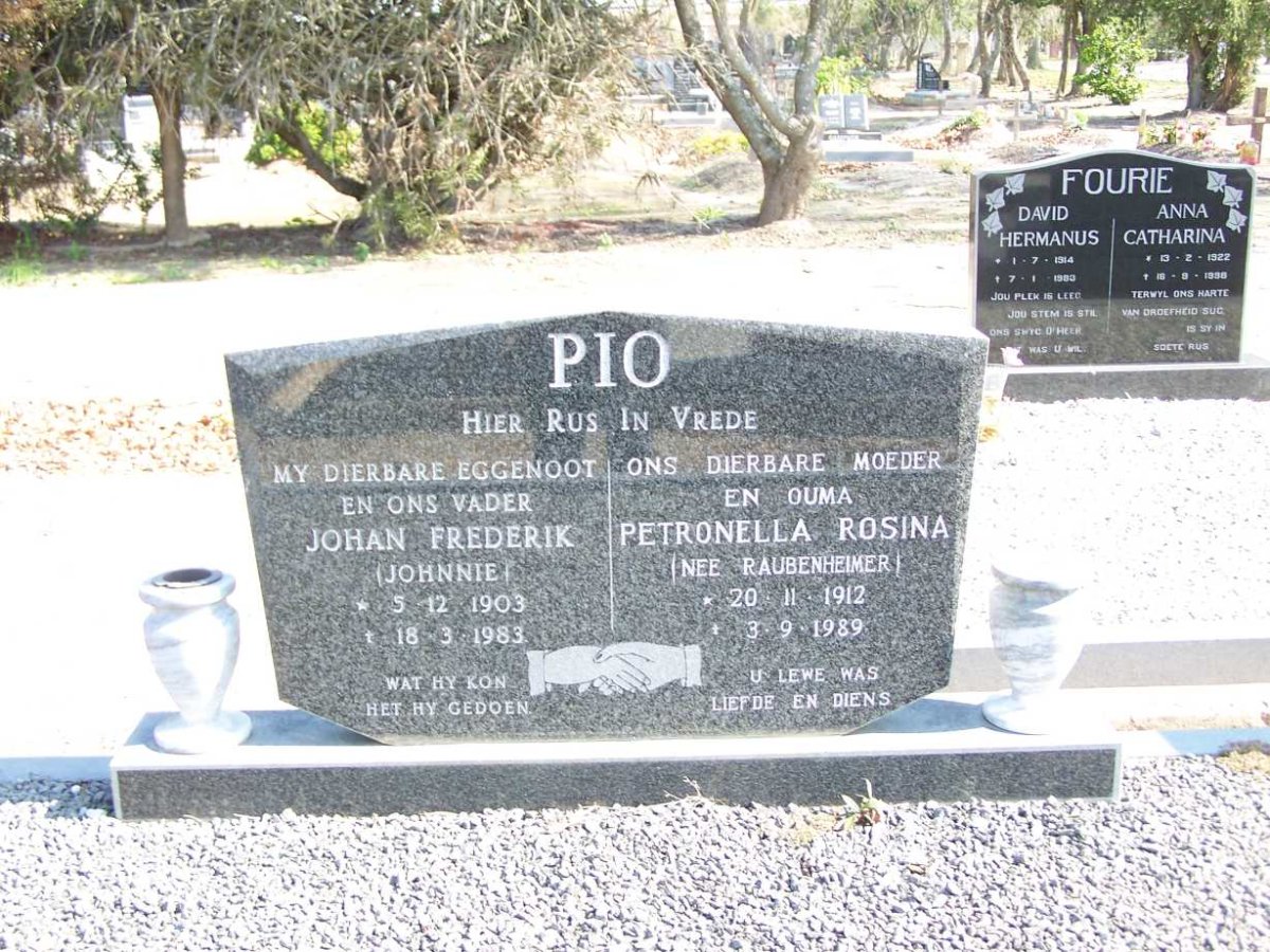 PIO Johan Frederik 1903-1983 &amp; Petronella Rosina RAUBENHEIMER 1912-1989