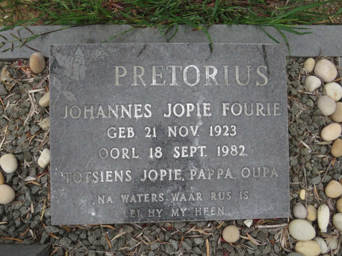 PRETORIUS Johannes Jopie Fourie 1923-1982