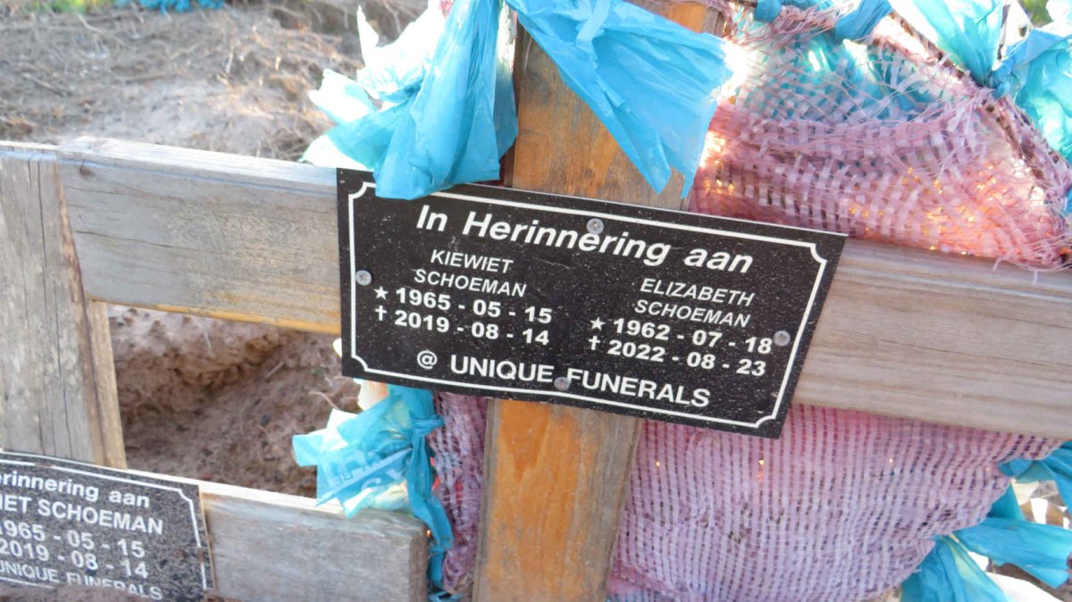 SCHOEMAN Kiewiet 1965-2019 & Elizabeth 1962-2022 