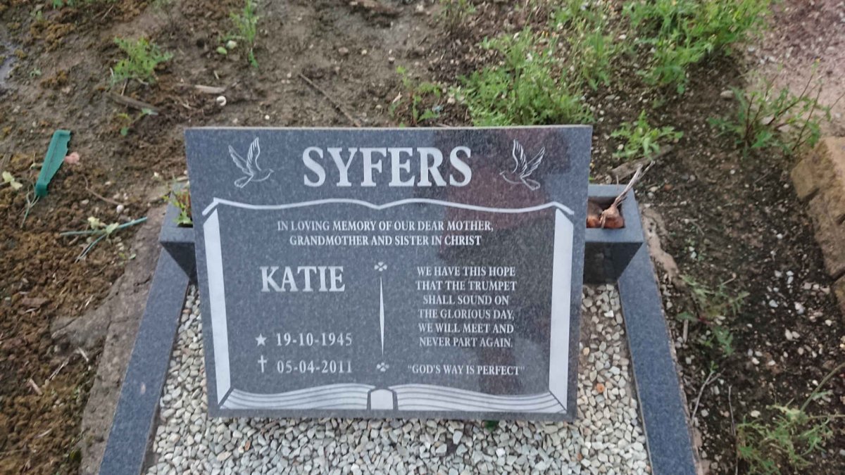 SYFERS Katie 1945-2011