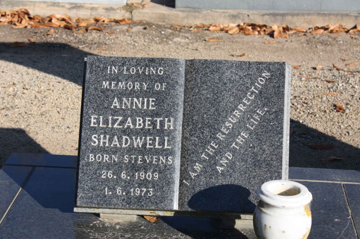 SHADWELL Elizabeth nee STEVENS 1909-1973