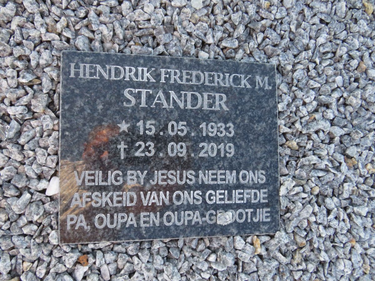 STANDER Hendrik Frederick M. 1933-2019