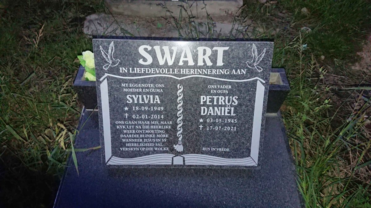 SWART Petrus Daniel 1945-2021 & Sylvia 1949-2014