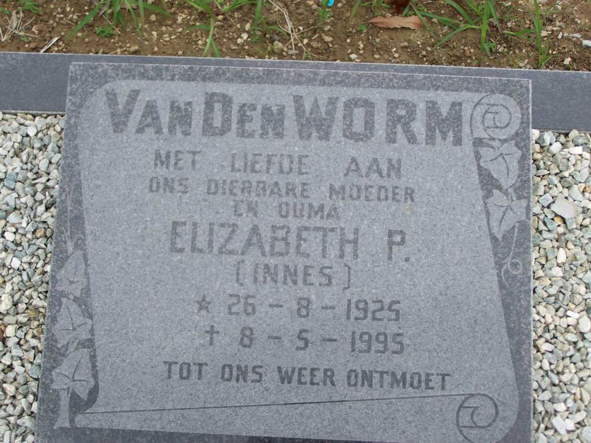 WORM Elizabeth P., van den nee INNES 1925-1995