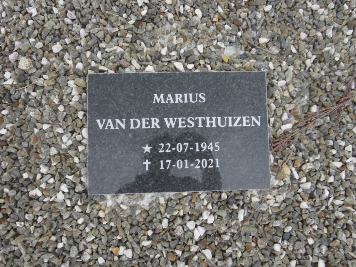 WESTHUIZEN Marius, van der 1945-2021