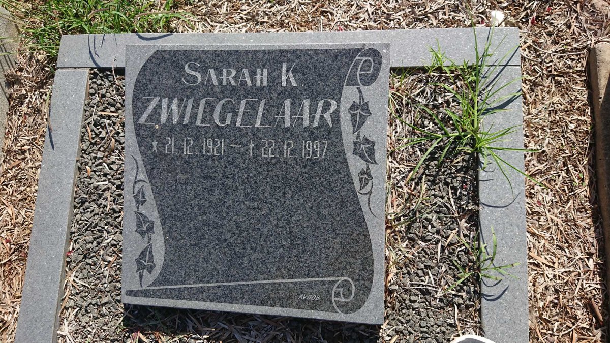 ZWIEGELAAR Sarah K. 1921-1997
