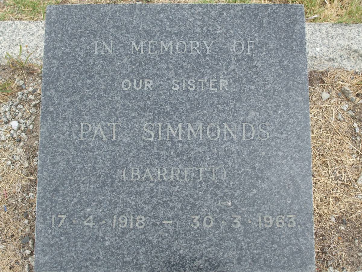 SIMMONDS Pat nee BARRETT 1918-1963