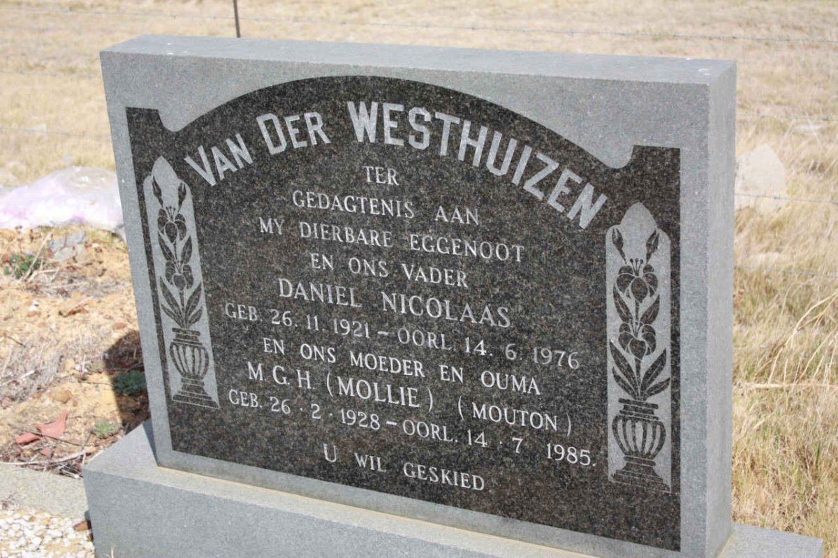 WESTHUIZEN Daniel Nicolaas, van der 1921-1976 &amp; M.G.H. MOUTON 1928-1985