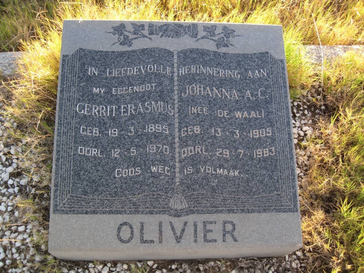 OLIVIER Gerrit Erasmus 1895-1970 &amp; Johanna A.C. DE WAAL 1905-1983