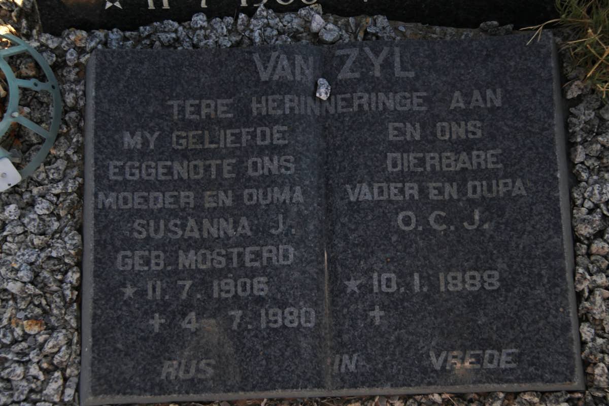 ZYL O.C.J., van 1888-  &amp; Susanna J. MOSTERT 1906-1980